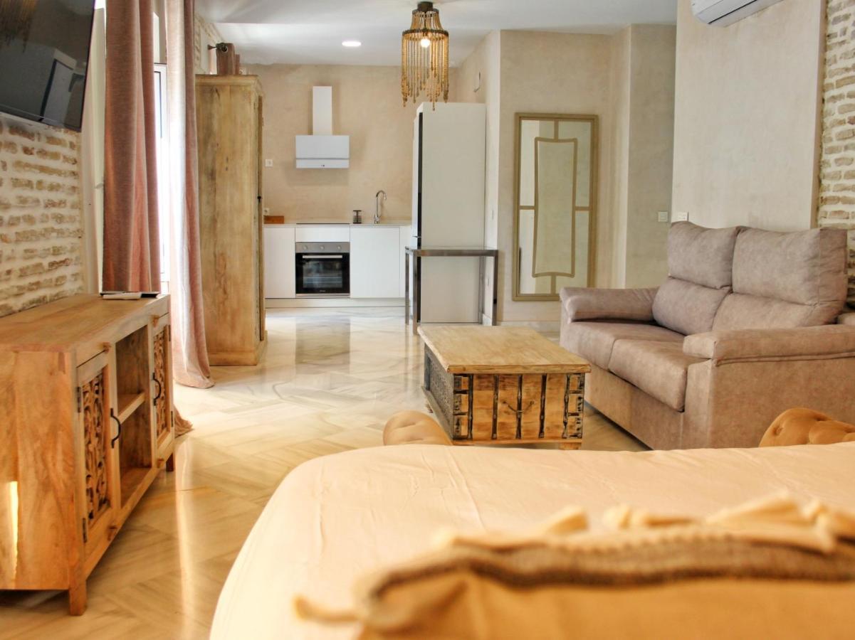 Adriano Apartments Siviglia Esterno foto