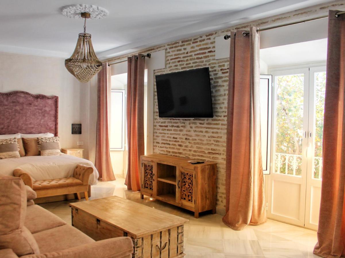 Adriano Apartments Siviglia Esterno foto